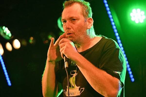 Podívejte se: Xavier Baumaxa přivezl Kutné Hory svůj severočeský folk