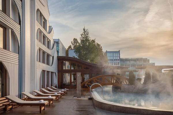 NaturMed Hotel CARBONA - Hévíz | Termální lázně | firotravel.cz - Cestovní kancelář