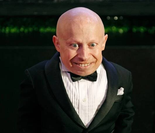 Actor Verne Troyer arrives on the red carpet at the Muhammad Ali Celebrity Fight Night Awards XIX in Phoenix