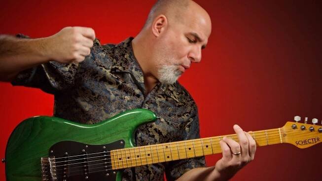 Guitar lesson: "Funky Cold Medina" - Evergreen Guitar