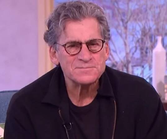 Paul Michael Glaser Biography - Facts, Childhood, Family Life & Achievements