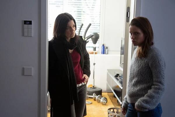 Letzte Spur Berlin - Vatergefühle - Z filmu - Jasmin Tabatabai