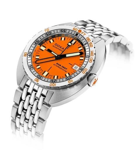 DOXA Sub 250T GMT 40mm Mens Watch Orange Stainless Steel