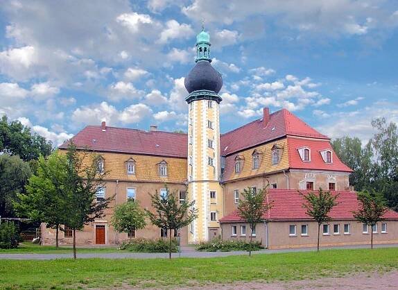 Hof (Naundorf) – Wikipedia