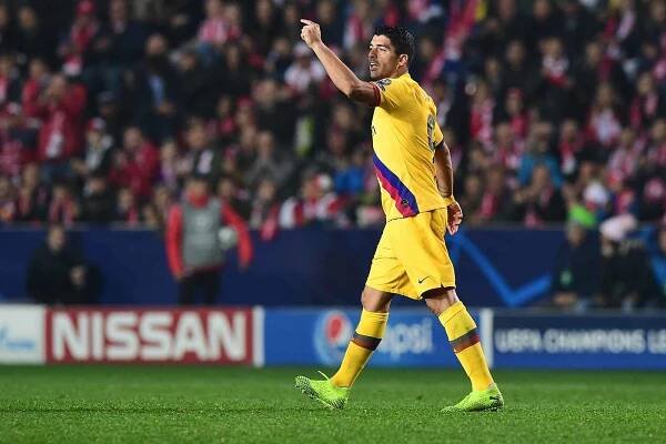 Utkání 3. kola skupinové fáze Ligy mistrů mezi SK Slavia Praha a FC Barcelona