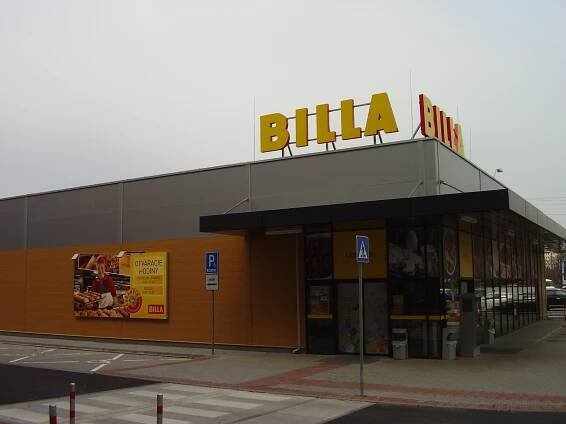 Súbor:Billa Námestie Hraničiarov, Petržalka, Bratislava.jpg