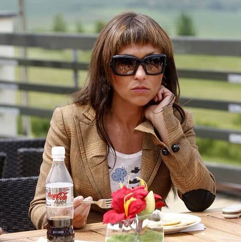 Kateřina Kaira Hrachovcová nejen hraje a moderuje, ale věnuje se také numerologii a tetování