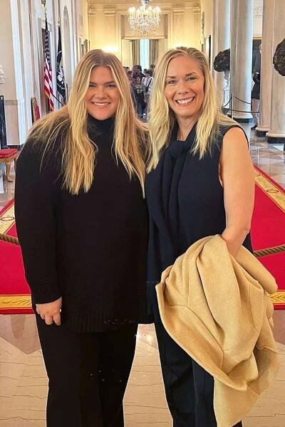Leanne Morgan smiles with her daughter Tess.