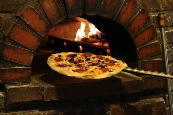 Pizzeria Sicilia Praha | Apetee