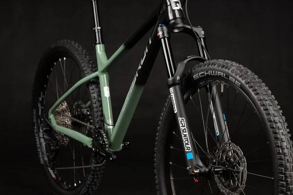 Qayron Spyro MK3 3 27,5" Black/Forest