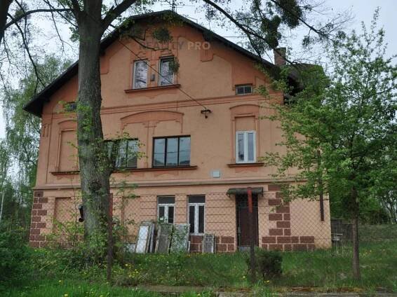 Fotografie nemovitosti - Prodej RD Vily s pozemkem 2706m2 ul. Ostravská Orlová