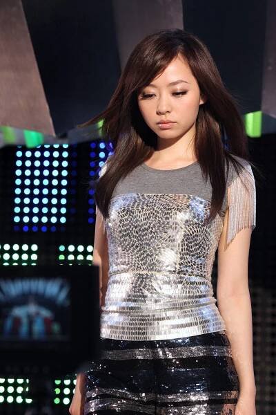 La disco music di Jane Zhang (Best Asian Artist 2010) - Jane Zhang Italia