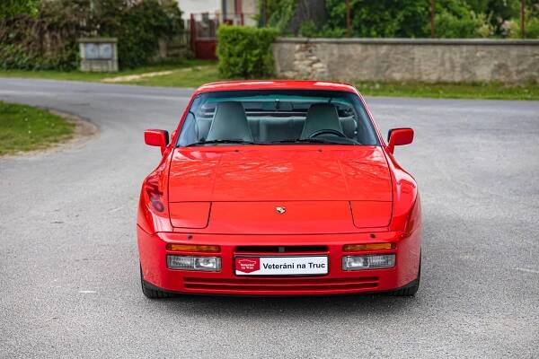 Porsche 944 Turbo