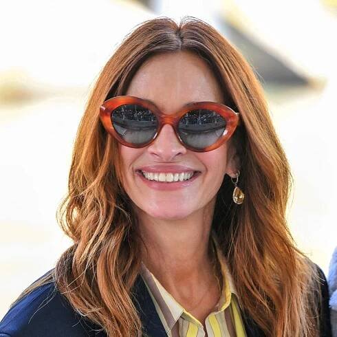 Julia Roberts channels royal style in Venice wearing Princess Kate’s fave $30 sneakers