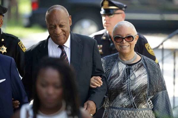 Bill Cosby's Wife Camille Is Not Leaving Him: Rep Insists There Are 'No Issues in the Marriage'