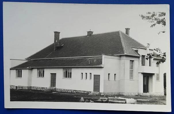 Makov, Svitavy, sokolovna