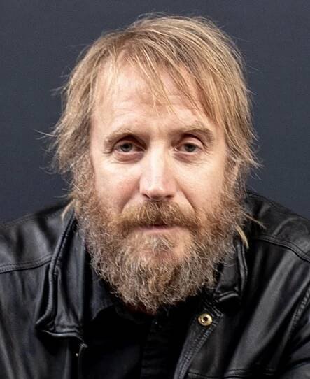 Rhys Ifans – Wikipedia