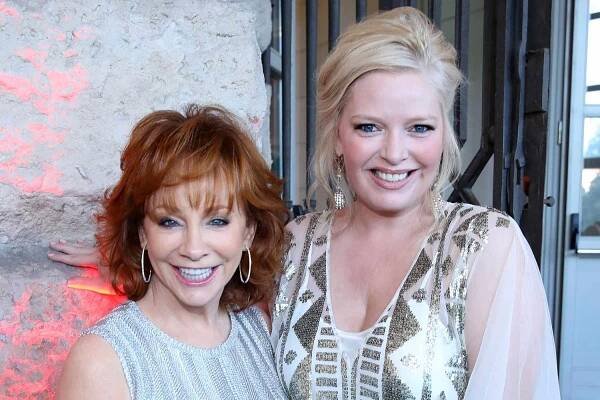Reba McEntire to Reunite with Her Reba Costar Melissa Peterman in New Sitcom: We're 'Going to Have Some Fun'