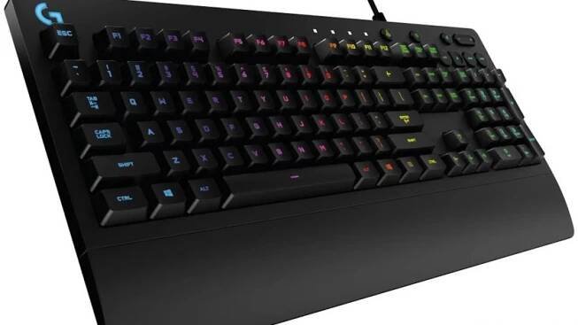 logitech g213
