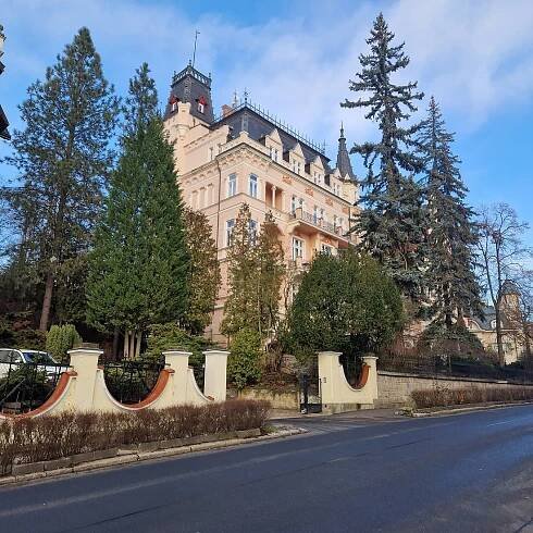 HOTEL VILLA SMETANA - Prices & Reviews (Karlovy Vary, Czech Republic)