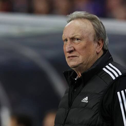 Neil Warnock quits Aberdeen after reaching Scottish Cup semi-finals