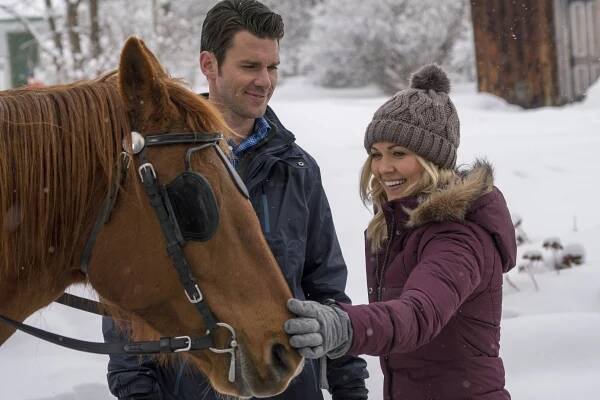 Zimní zámek - Z filmu - Kevin McGarry, Emilie Ullerup