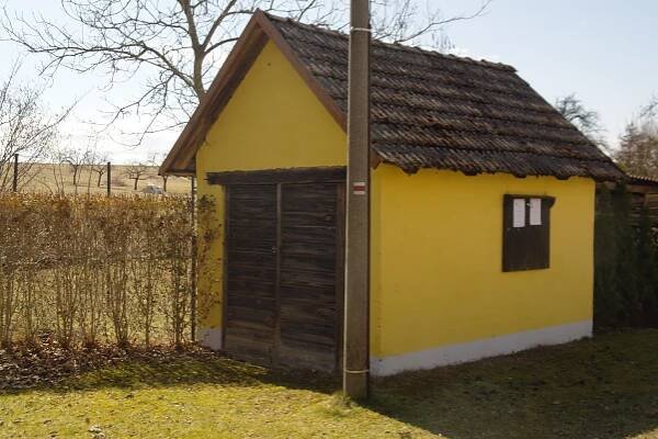 Lomec (Strážkovice) – Wikipedie