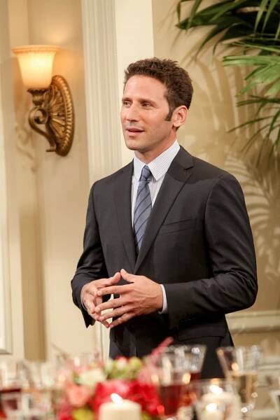 Friends with Better Lives - Something New (E08) (2014)