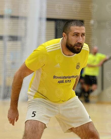 Mistrovství ČR Veteránského futsalu znovu opanovali Veteráni Chrudim | FOTBAL.CZ