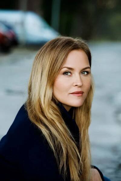 Biografie – Judith Hoersch