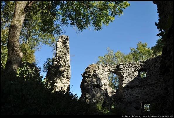 Hrad Dobrá Voda / hrady-zriceniny.cz