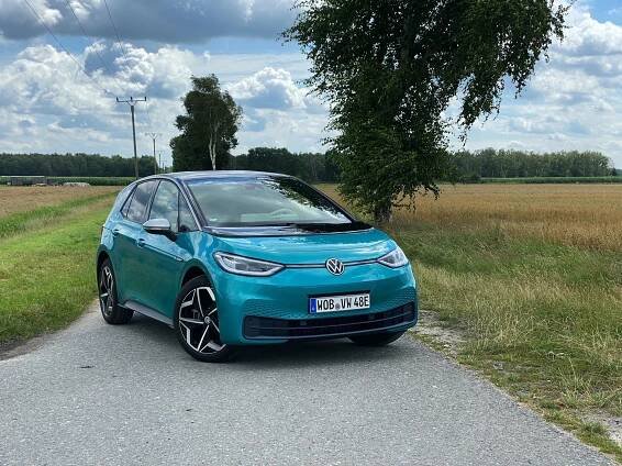 Volkswagen ID.3 – fotogalerie a odkazy (Automobil 09/2020) | Automobil Revue
