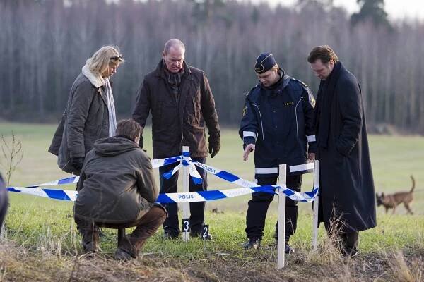 Stíny nad Stockholmem - Det tysta skriket - Z filmu - Stina Rautelin, Peter Haber, Mikael Persbrandt