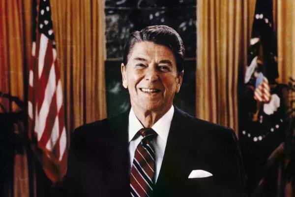 Ronald Reagan: Mír není absence konfliktu