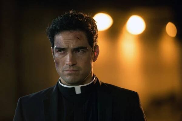 Exorcista - Kapitola desátá: Tři pokoje (S01E10) (2016)