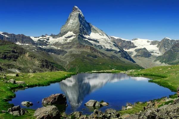 Švýcarsko - Nejkrásnější místa Švýcarska - Matterhorn, Jungfrau, Aletsch a Pilatus za super cenu** - 2025/26 - CK Poznání
