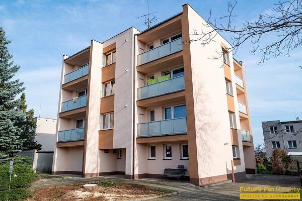 Prodej bytu 3+1 86 m², Okružní, Choltice