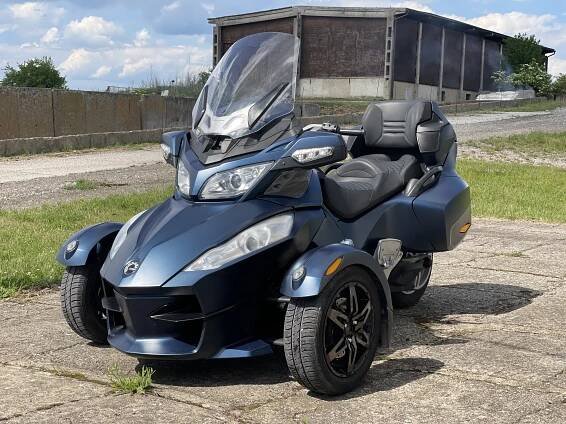 Can-am Spyder 990 RT MY2012 325.000,- Čtyřkolky Tišnov