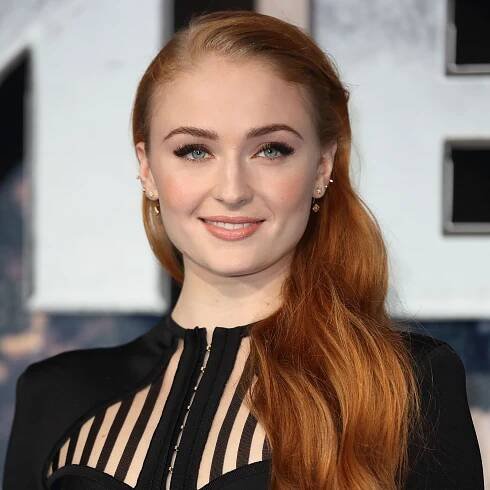 Sophie Turner Just Dyed Her Hair Platinum Blond