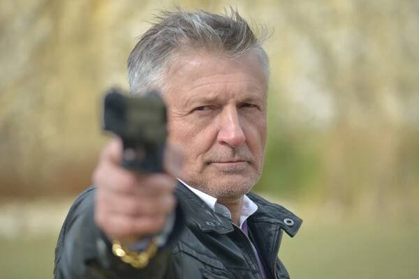 ijournal.cz | Jsou hranice, které překročíš jen jednou. Čára: film Petra Bebjaka v kinech od 26.10.