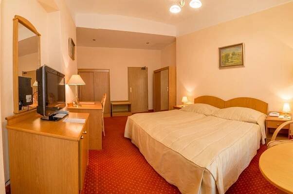 Hotel Ensana Svoboda 3*