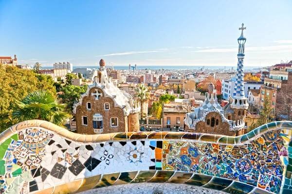 Skvosty známého architekta: Podívejte se, co můžete navštívit v Barceloně
