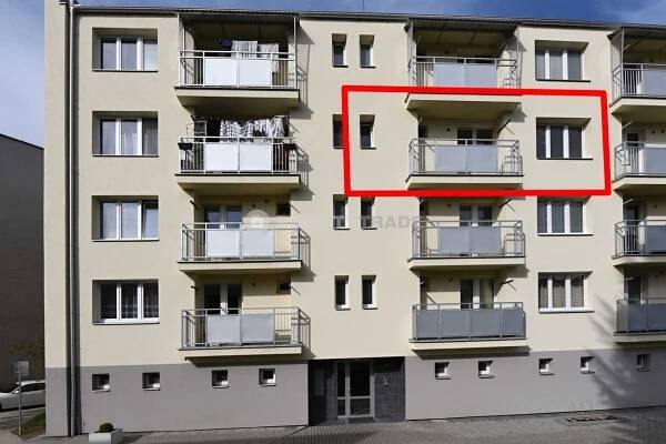 PRODEJ BYTU 2+1, 53 M2 VE ZDĚNÉM, BYTOVÉM DOMĚ VE STRAKONICÍCH - SLEVA 100.000 KČ