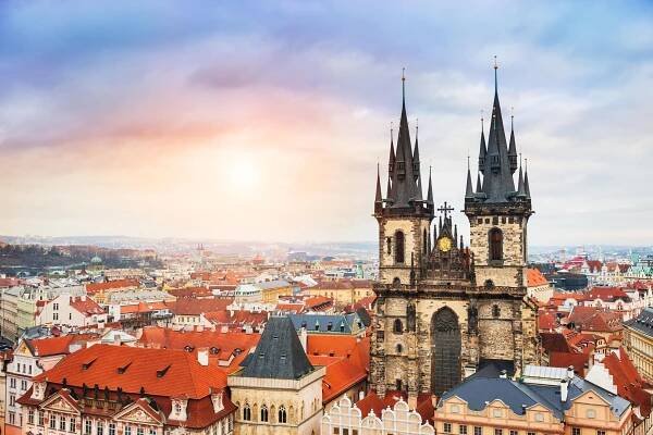 Komentář konjunkturální průzkum srpen - celková důvěra v ekonomiku se potřetí v řadě snížila | Kurzy.cz