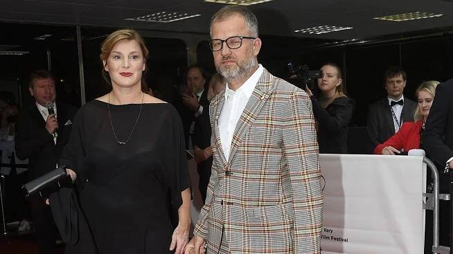 Lenka Krobotová se podruhé vdala: Vzala si známého fotografa, syna herečky Blanky Bohdanové
