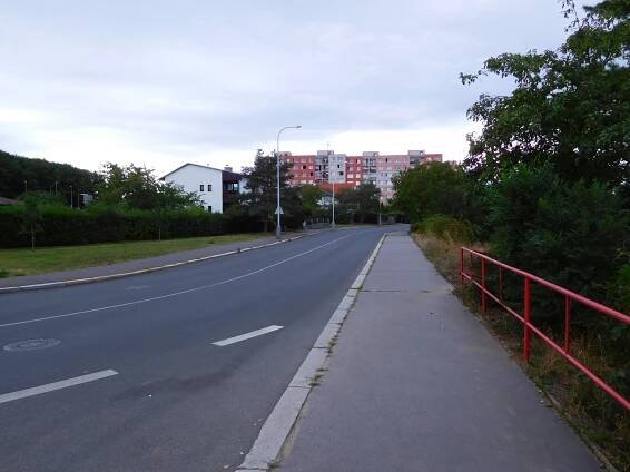 Soubor:Praha Hostivar Doupovska A23.jpg