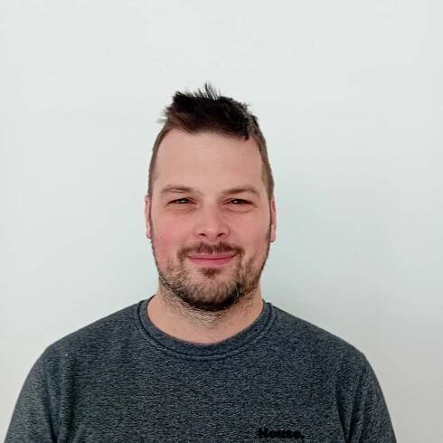 Kariéra - EVPÚ a.s. - Elektrotechnický výskumný a projektový ústav