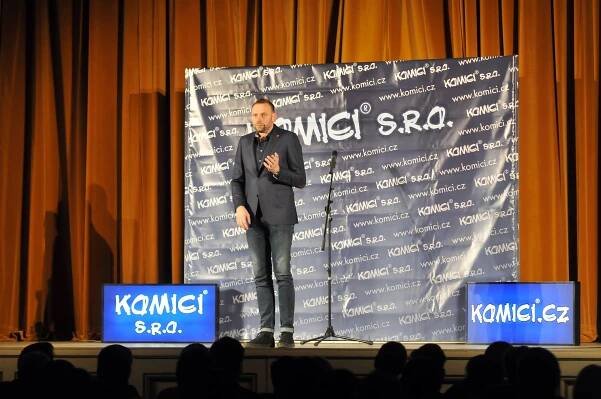 Středa 25.3. - KOMICI s.r.o. - Miloš KNOR, RUDA z Ostravy, Karel HYNEK - Městský dům Přerov