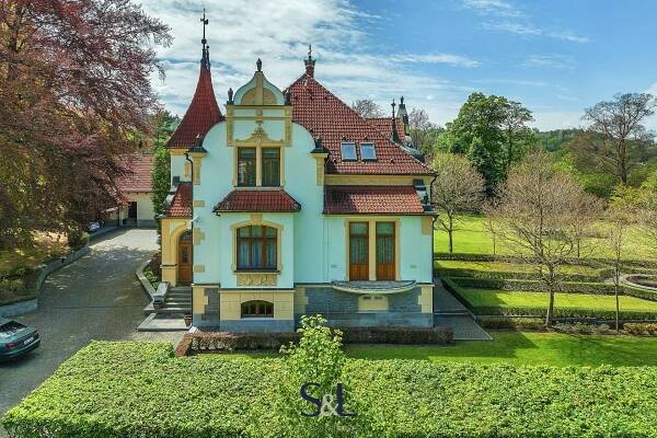 Prodej vila + rodinný dům, 861 m2 - Velký Šenov - Malý Šenov - S&L a partners s.r.o.
