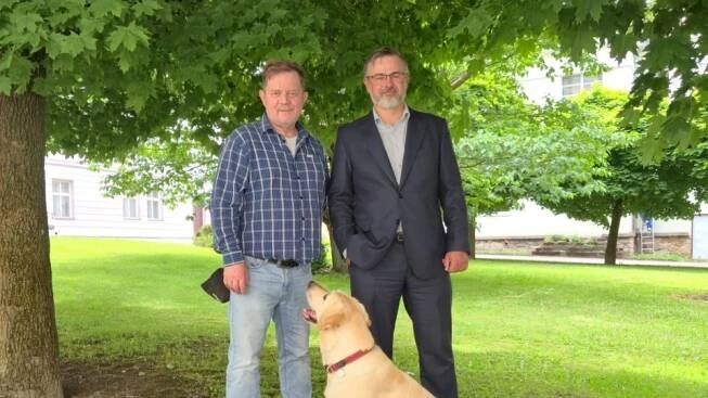 Herec Petr Čtvrtníček a ředitel Dětské psychiatrické nemocnice Opařany Michal Goetz | foto: Eva Musterová Marvanová,  Český rozhlas